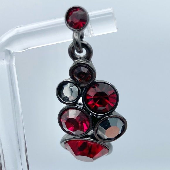 Faux Garnets Red Multi Faceted Gunmetal Tone Dangling Pierced Earrings - Picture 8 of 9